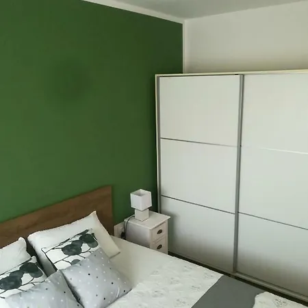 Apartment Lili In Pet Friendly, Free Parking *